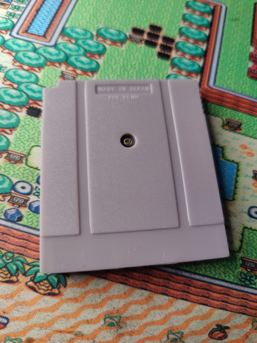 cosmo-knight-zion-game-boy-cartridge-close-up-bjs-game-vault
